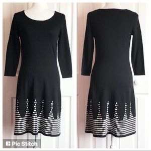 Nine West Black & White Print Knit 3/4 Sleeve Fit & Flare Sweater Dress XS